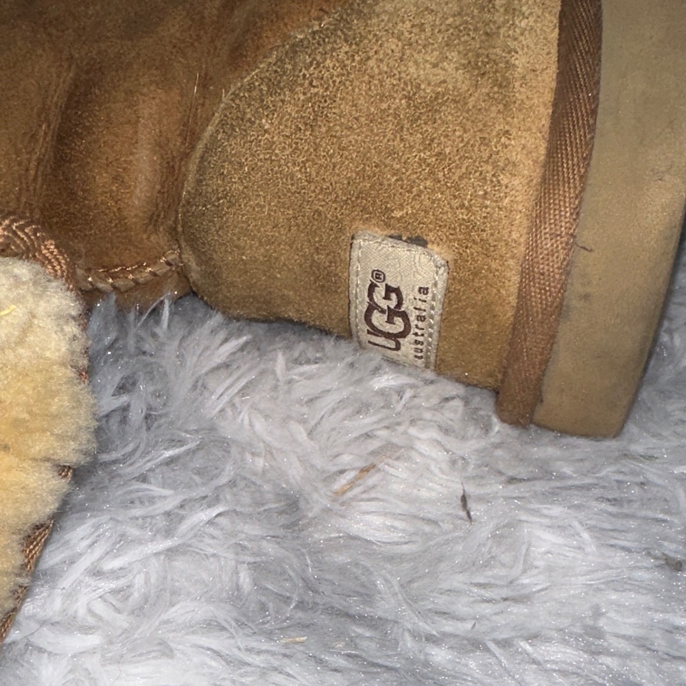 UGG Classic Tall Boots Chestnut - Picture 2 of 10